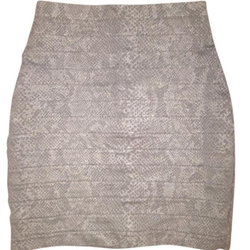 Express snake print bandage pencil skirt.